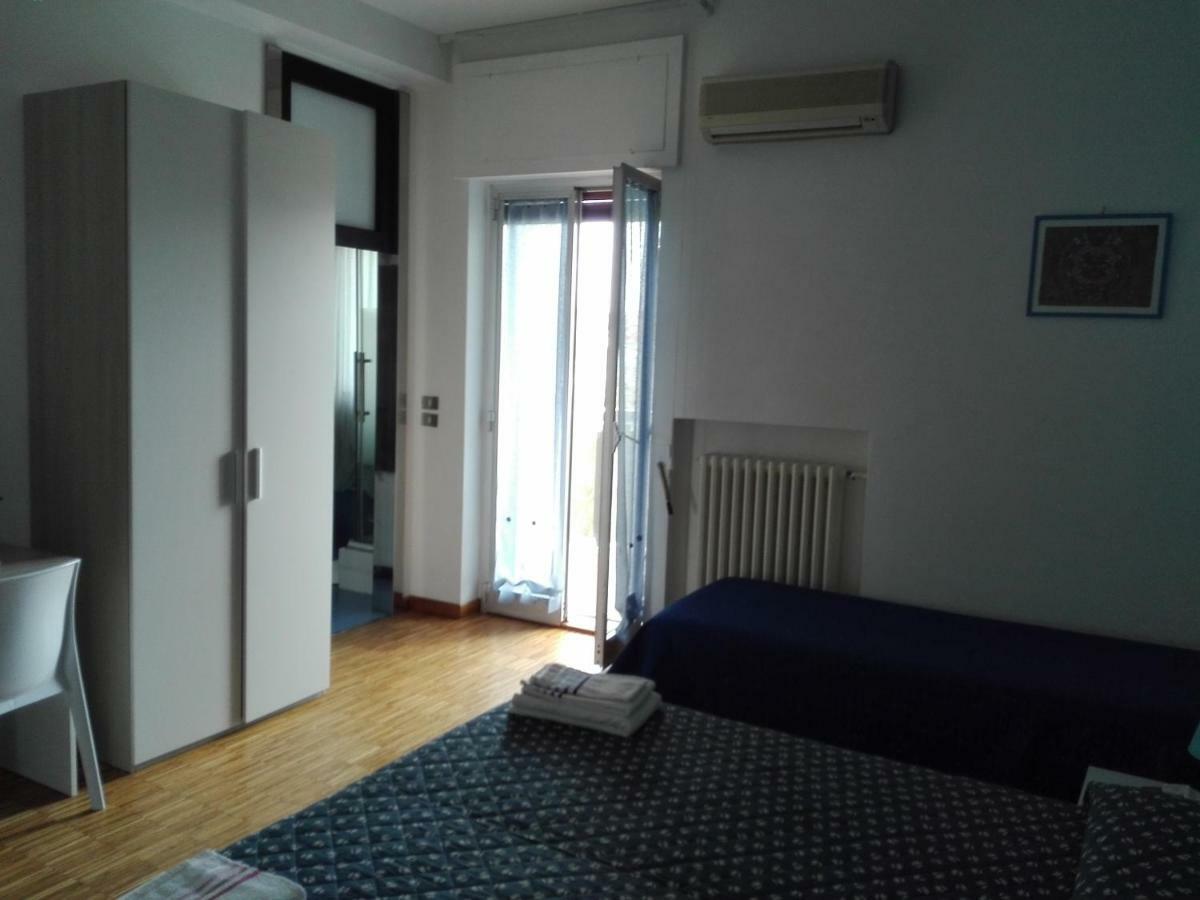 B&B Dos Almas Бари Екстериор снимка
