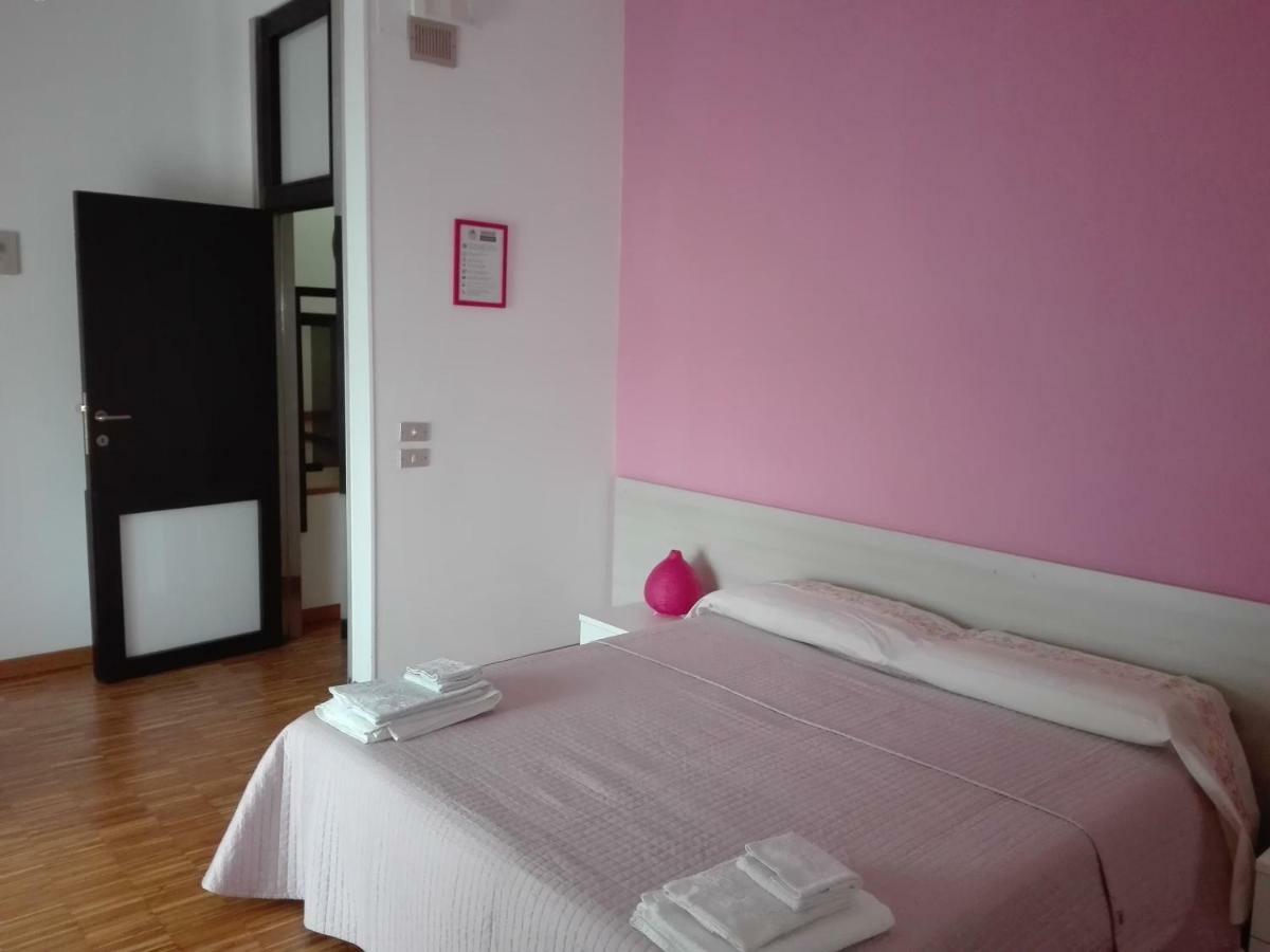 B&B Dos Almas Бари Екстериор снимка